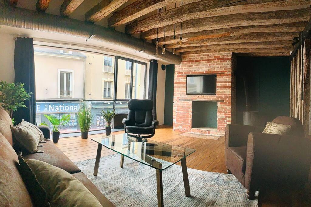 Grand Appartement Charme Ancien Et Confort Le Mans Extérieur photo